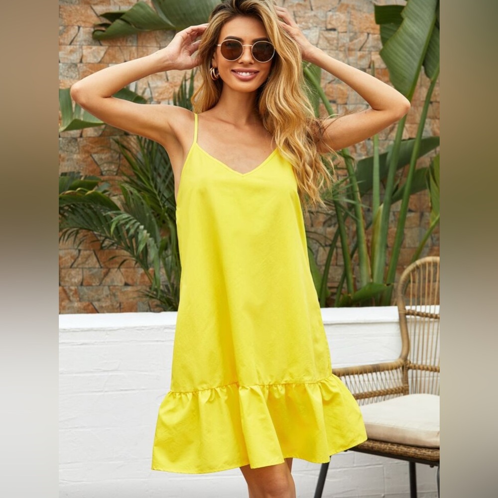 Chic Yellow Ruffle Hem Chemise - Picture 4 of 5